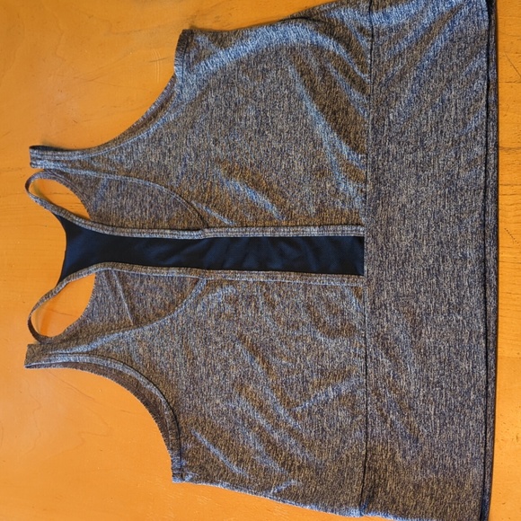 Nike Dri-fit tank - Picture 3 of 5
